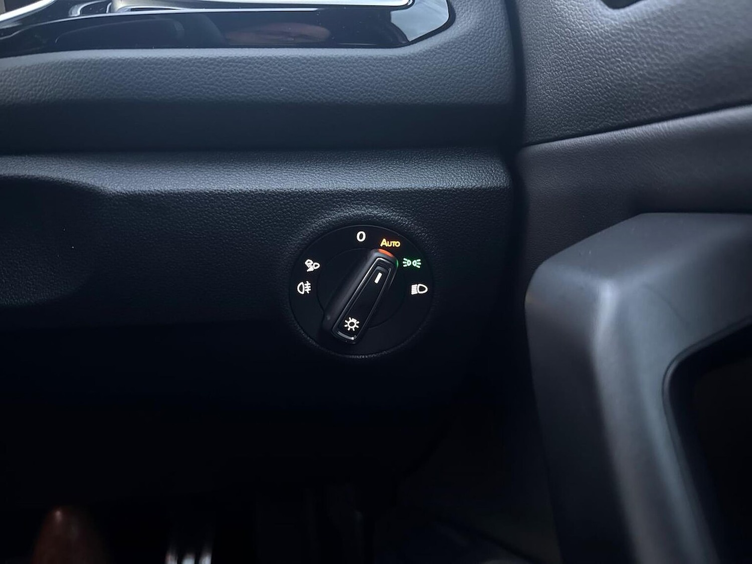 Used Volkswagen T-Roc 2025 for sale - 77635508: Photo 22