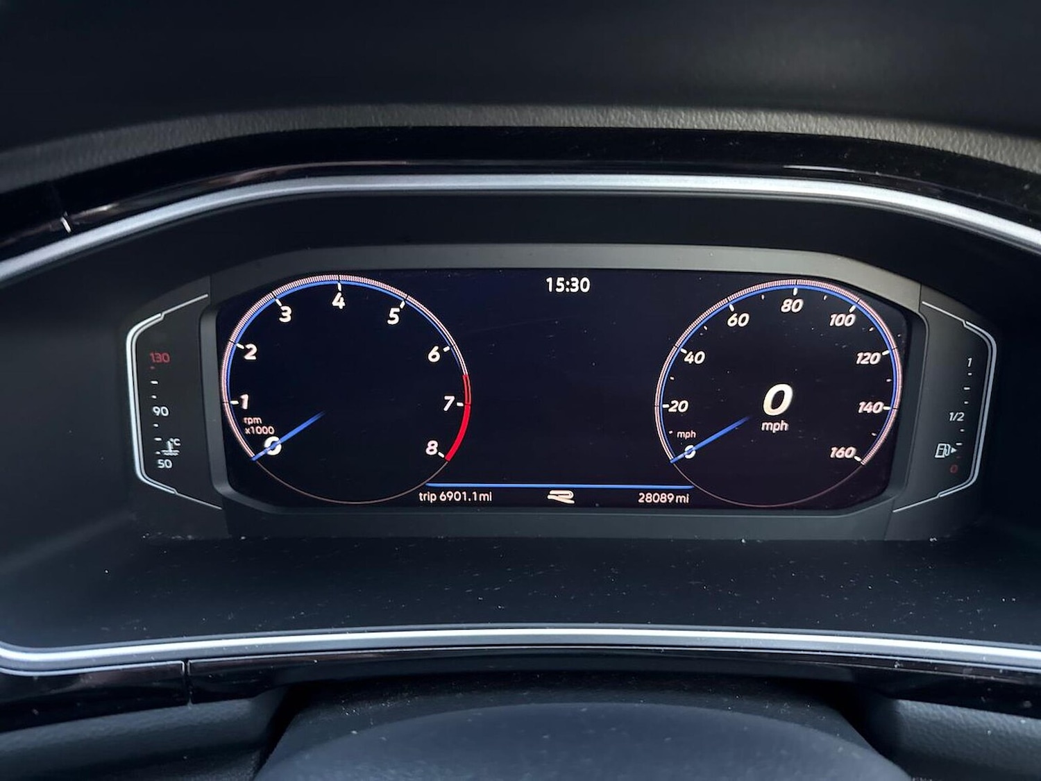 Used Volkswagen T-Roc 2023 for sale - 76758901: Photo 10