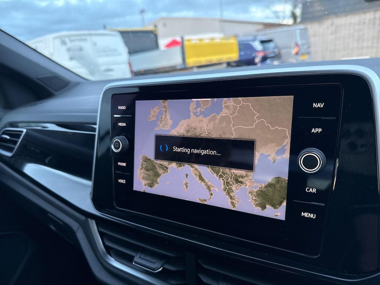 Used Volkswagen T-Roc 2023 for sale - 76758901: Photo 24