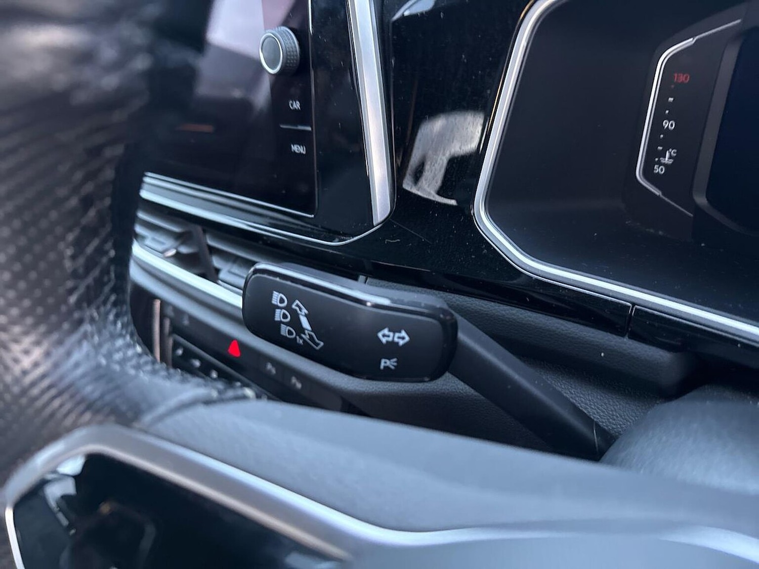 Used Volkswagen T-Roc 2023 for sale - 76758901: Photo 29