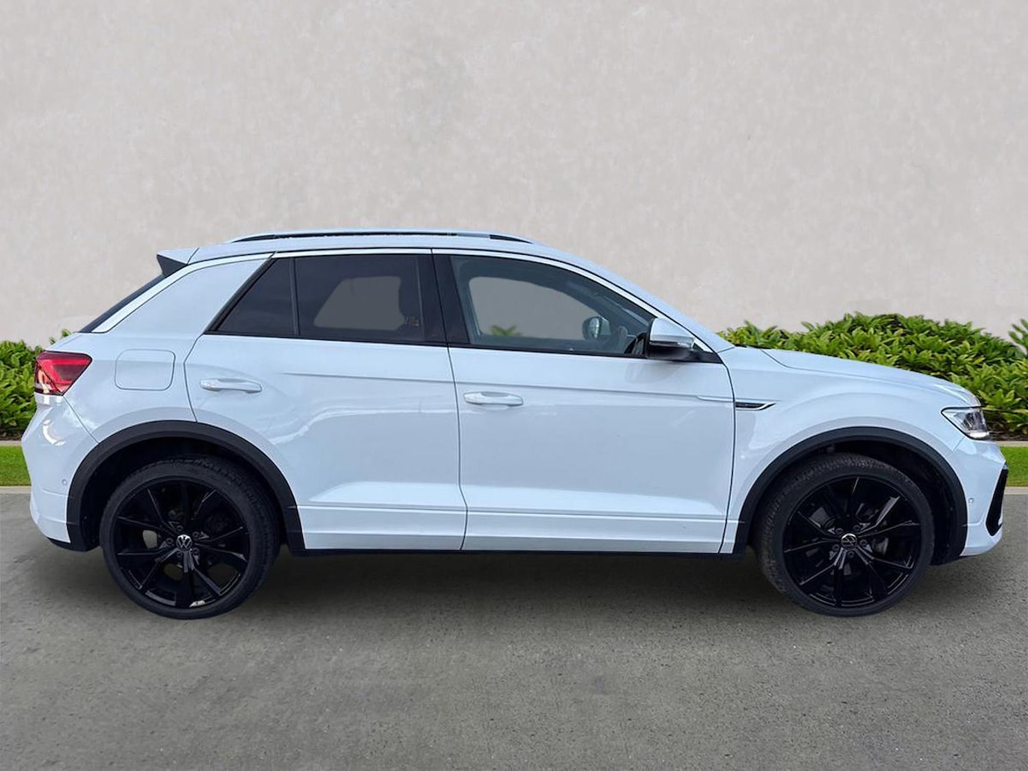 Used Volkswagen T-Roc 2023 for sale - 76758901: Photo 3