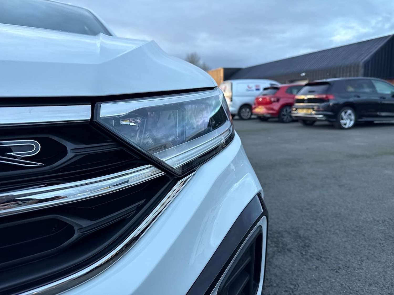 Used Volkswagen T-Roc 2023 for sale - 76758901: Photo 32