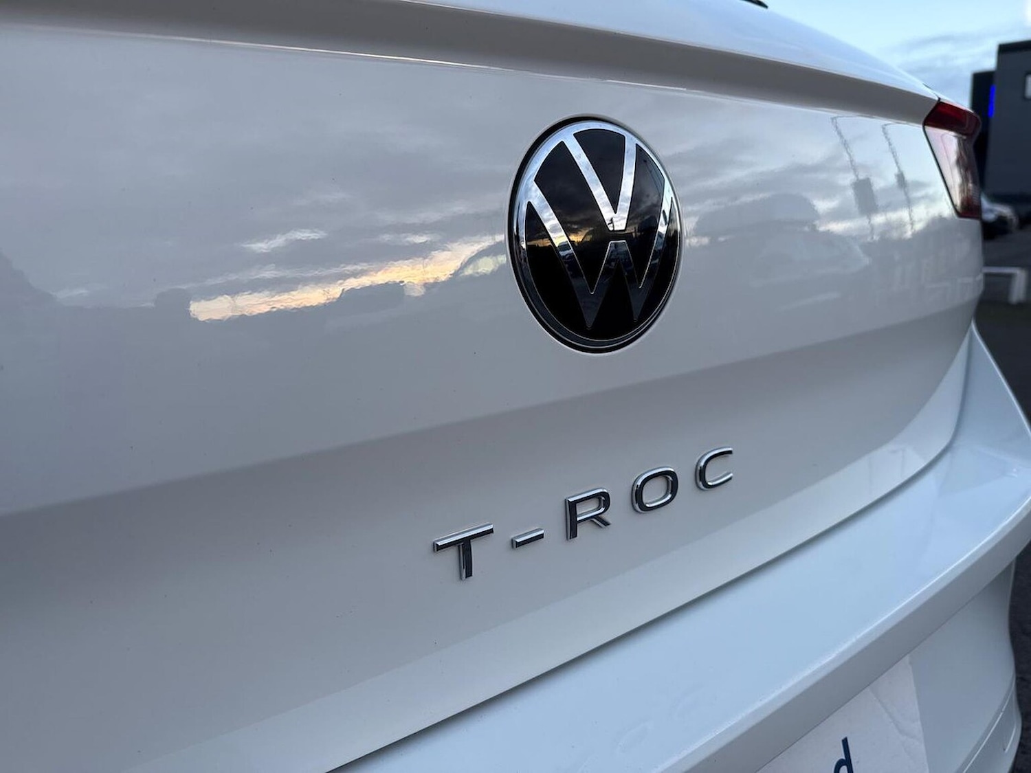 Used Volkswagen T-Roc 2023 for sale - 76758901: Photo 33