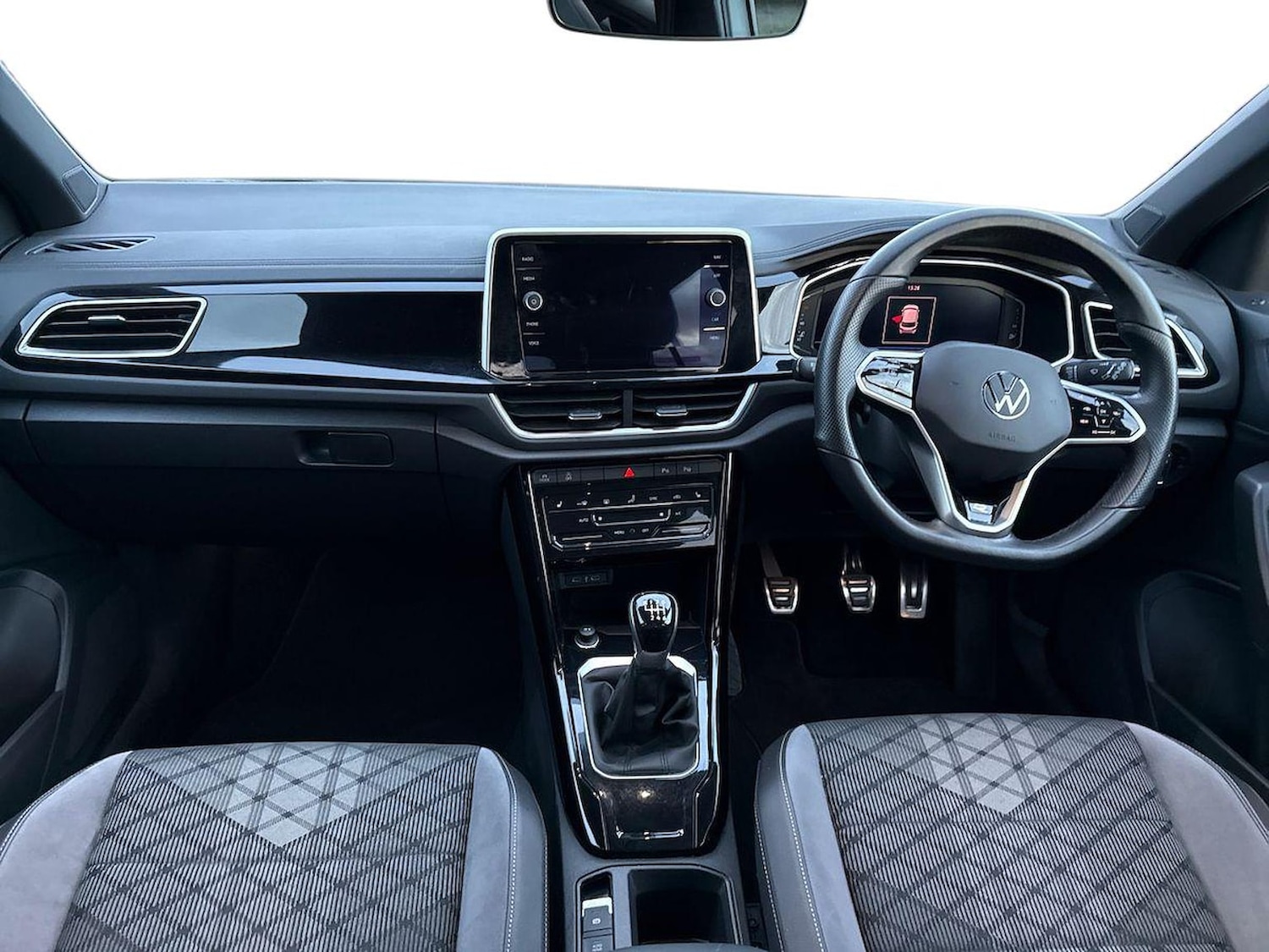 Used Volkswagen T-Roc 2023 for sale - 76758901: Photo 8