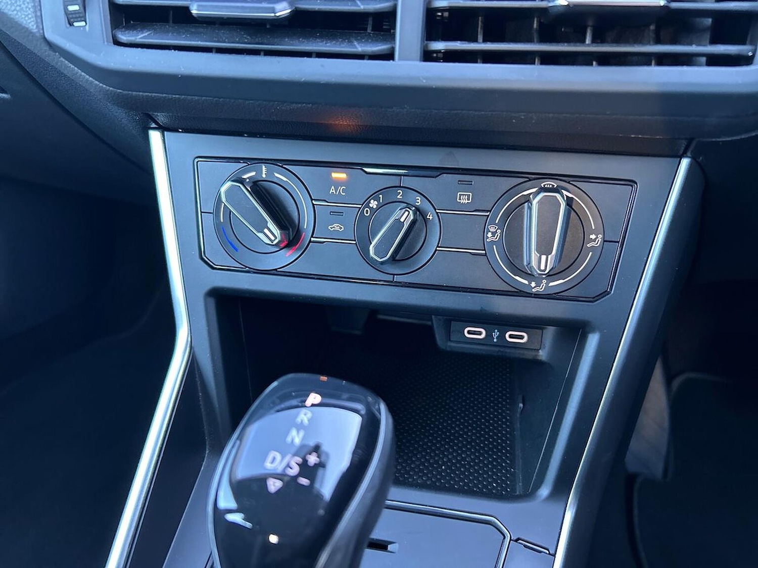 Used Volkswagen Polo 2023 for sale - 76758898: Photo 12