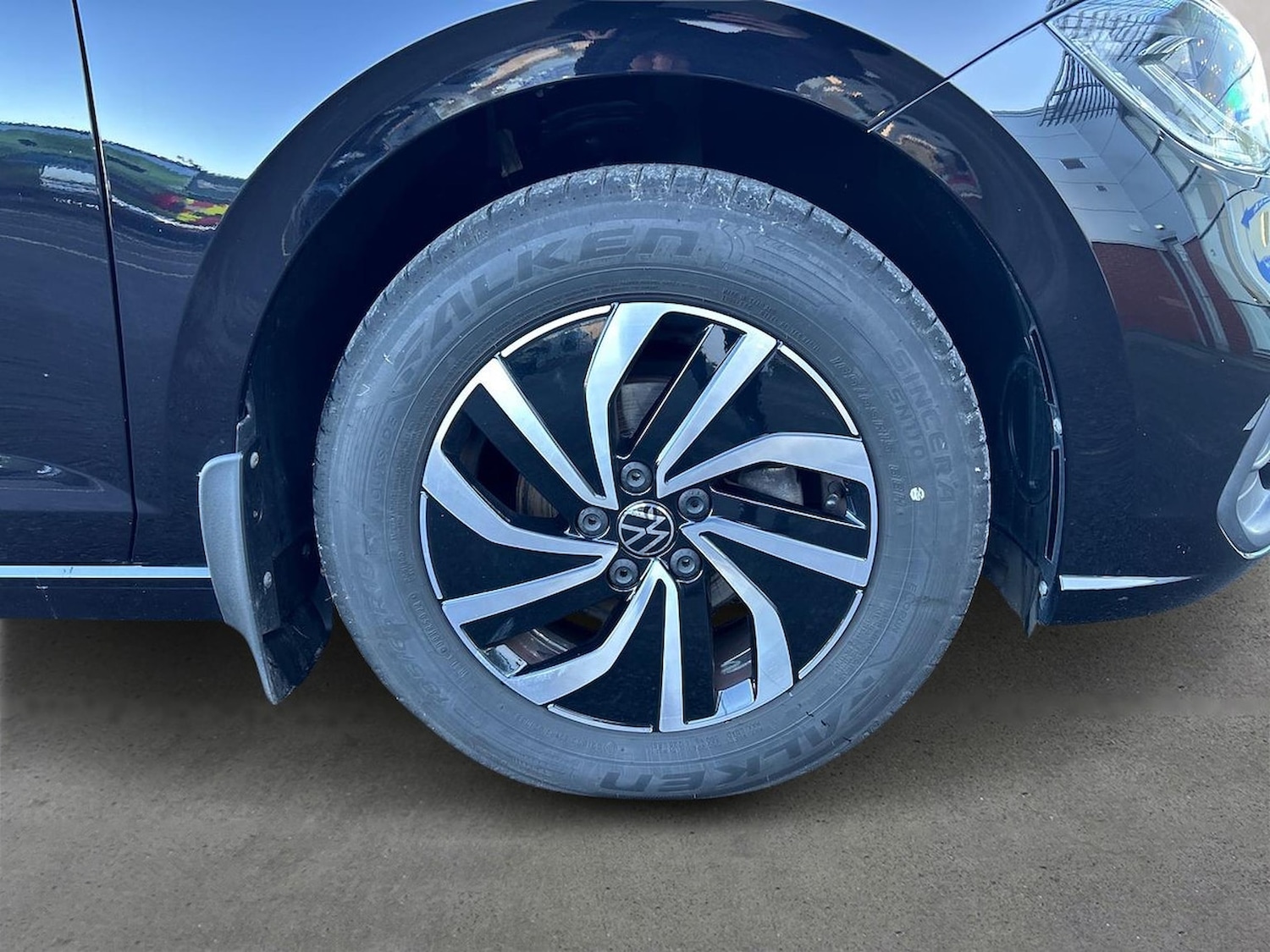 Used Volkswagen Polo 2023 for sale - 76758898: Photo 6