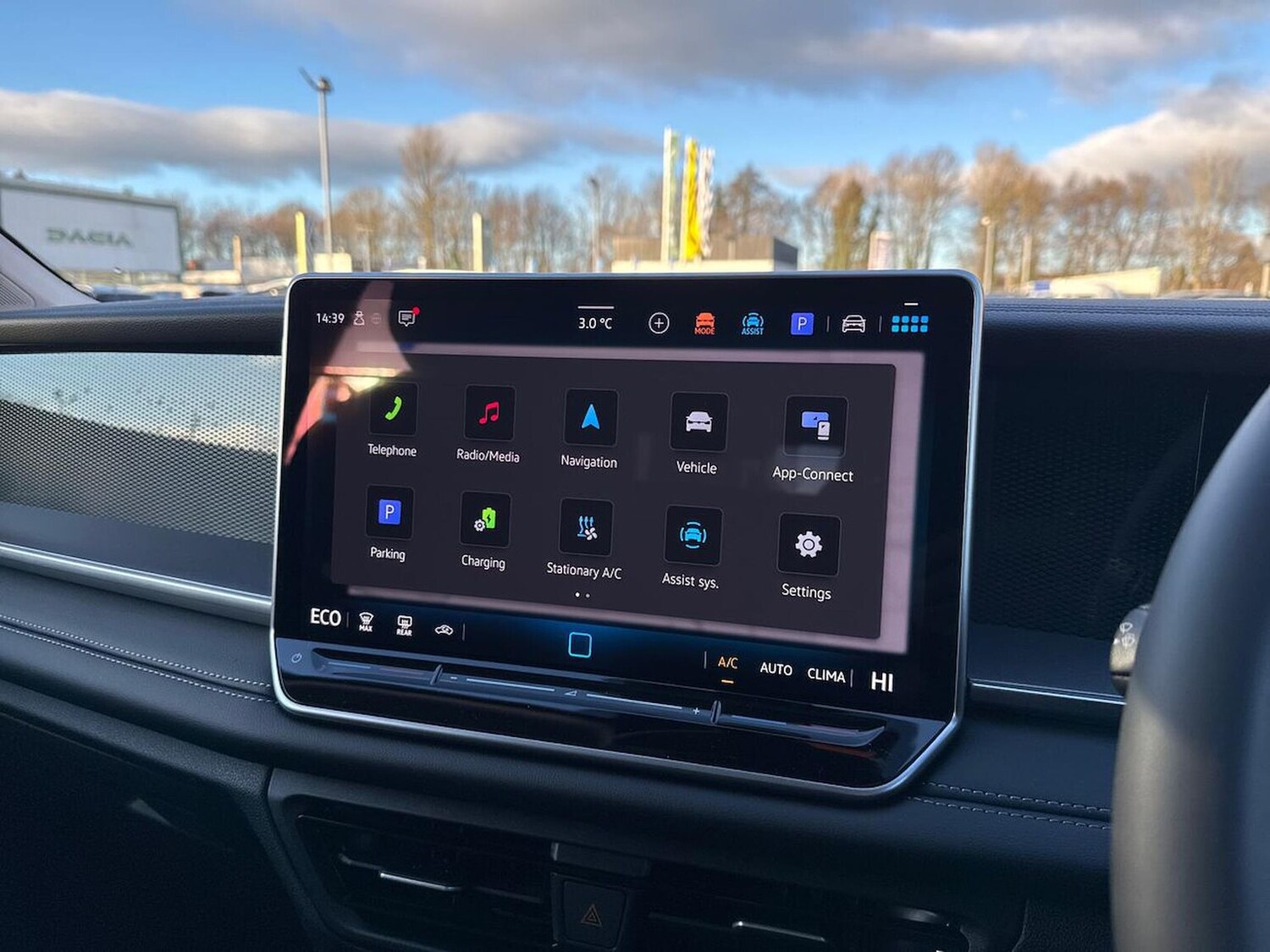 Used Volkswagen Touran 2025 for sale - 77488836: Photo 11