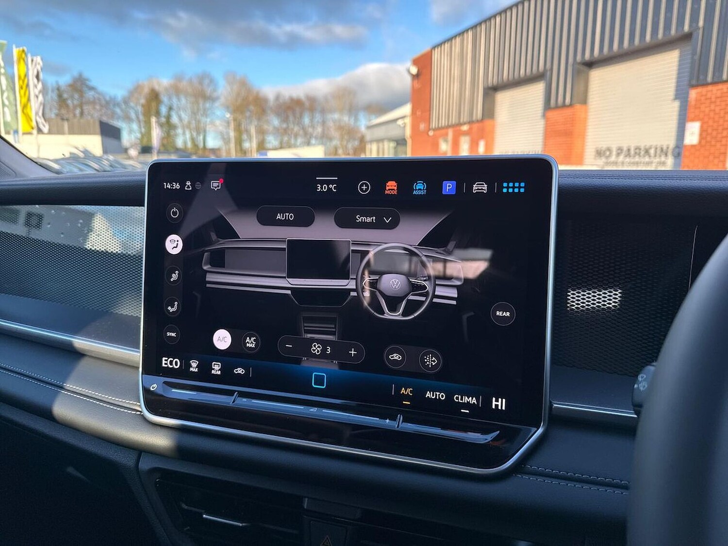 Used Volkswagen Touran 2025 for sale - 77488836: Photo 25