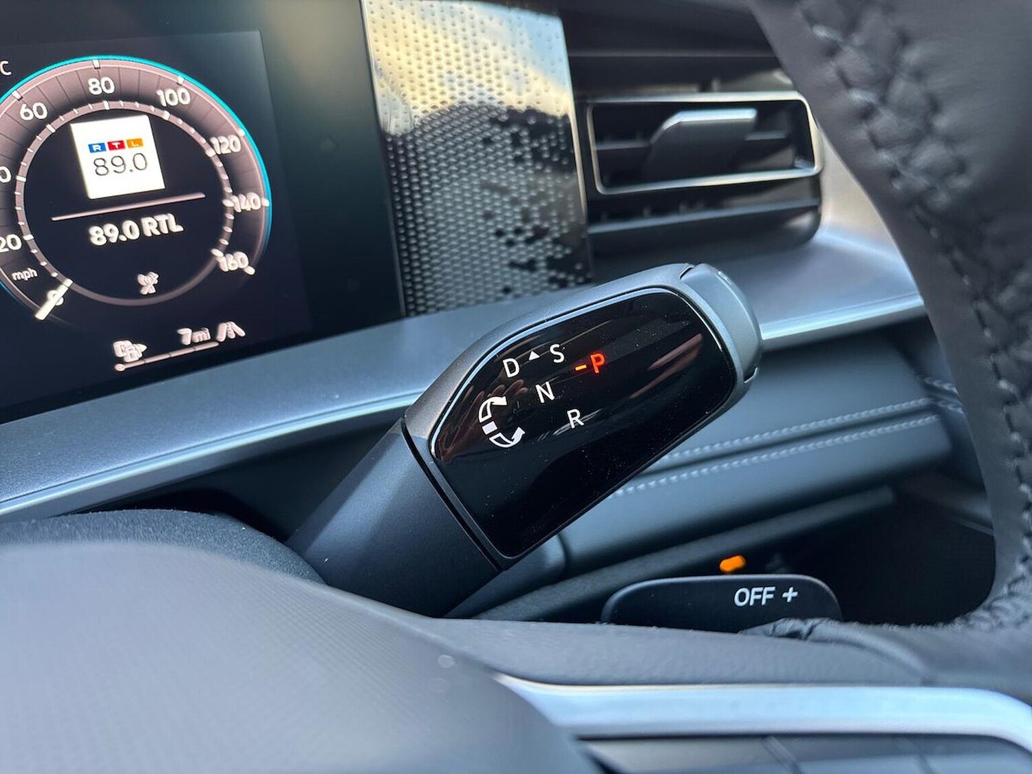 Used Volkswagen Touran 2025 for sale - 77488836: Photo 28