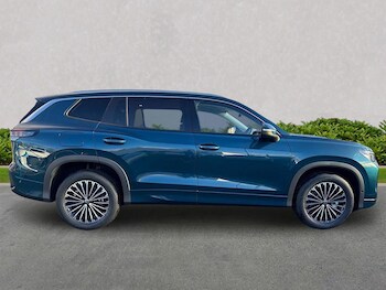 Used Volkswagen Touran 2025 for sale - 77488836: Photo