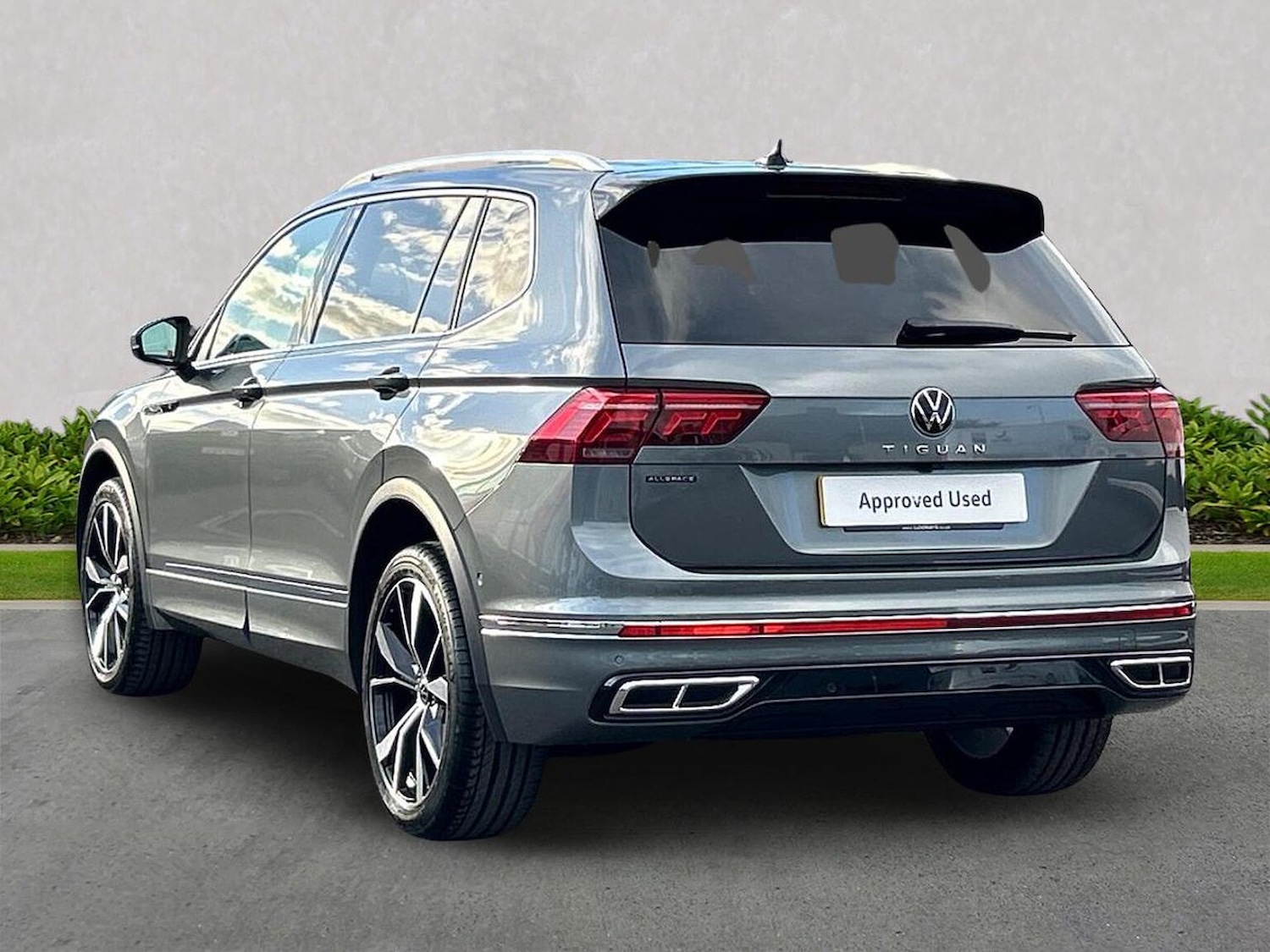 Used Volkswagen Tiguan Allspace 2025 for sale - 76357943: Photo 2