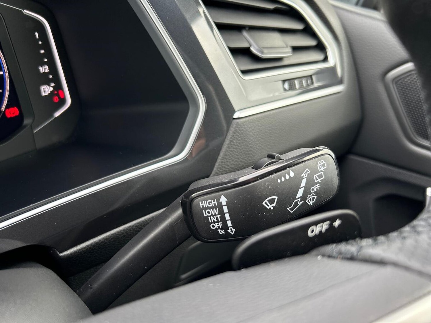 Used Volkswagen Tiguan Allspace 2025 for sale - 76357943: Photo 28