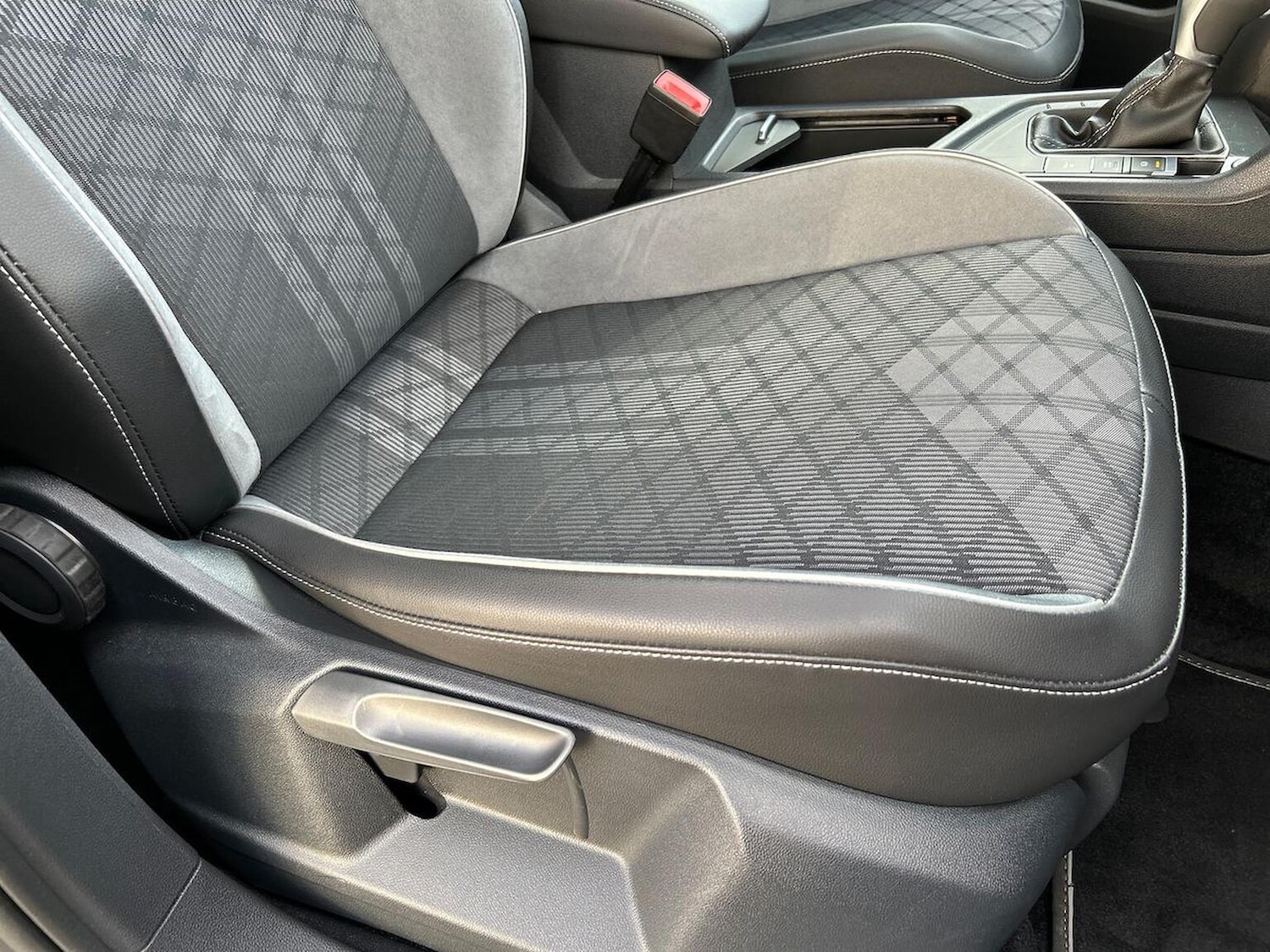 Used Volkswagen Tiguan Allspace 2025 for sale - 76357943: Photo 30