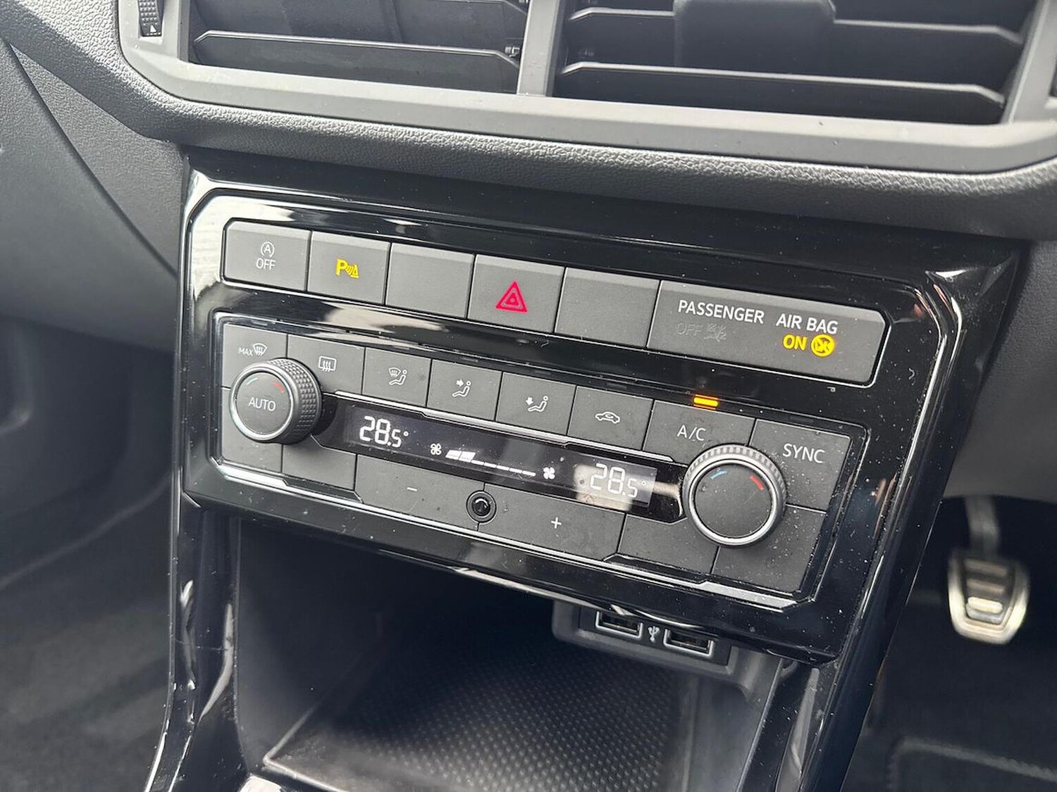 Used Volkswagen T-Cross 2020 for sale - 77488926: Photo 12