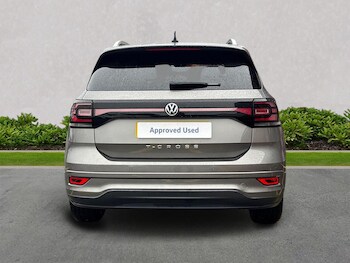 Used Volkswagen T-Cross 2020 for sale - 77488926: Photo