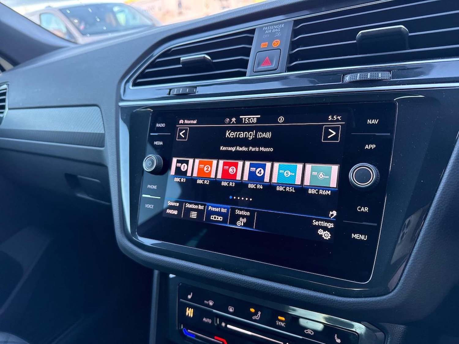 Used Volkswagen Tiguan 2023 for sale - 76758888: Photo 11