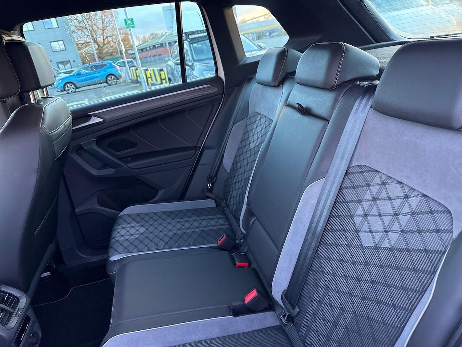 Used Volkswagen Tiguan 2023 for sale - 76758888: Photo 16