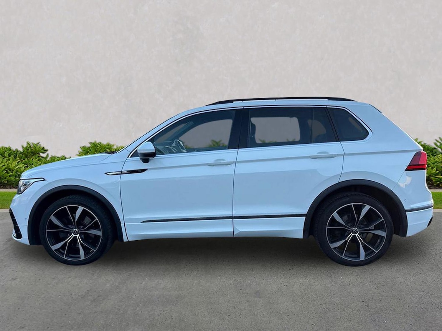 Used Volkswagen Tiguan 2023 for sale - 76758888: Photo 19