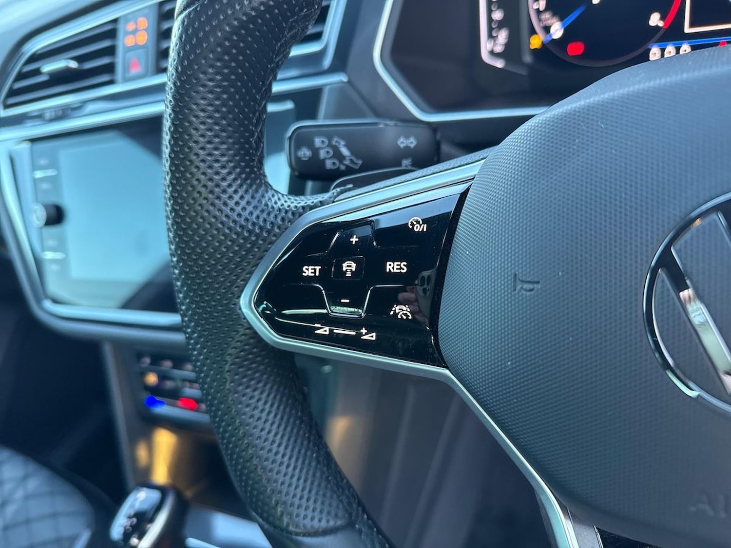 Used Volkswagen Tiguan 2023 for sale - 76758888: Photo 27