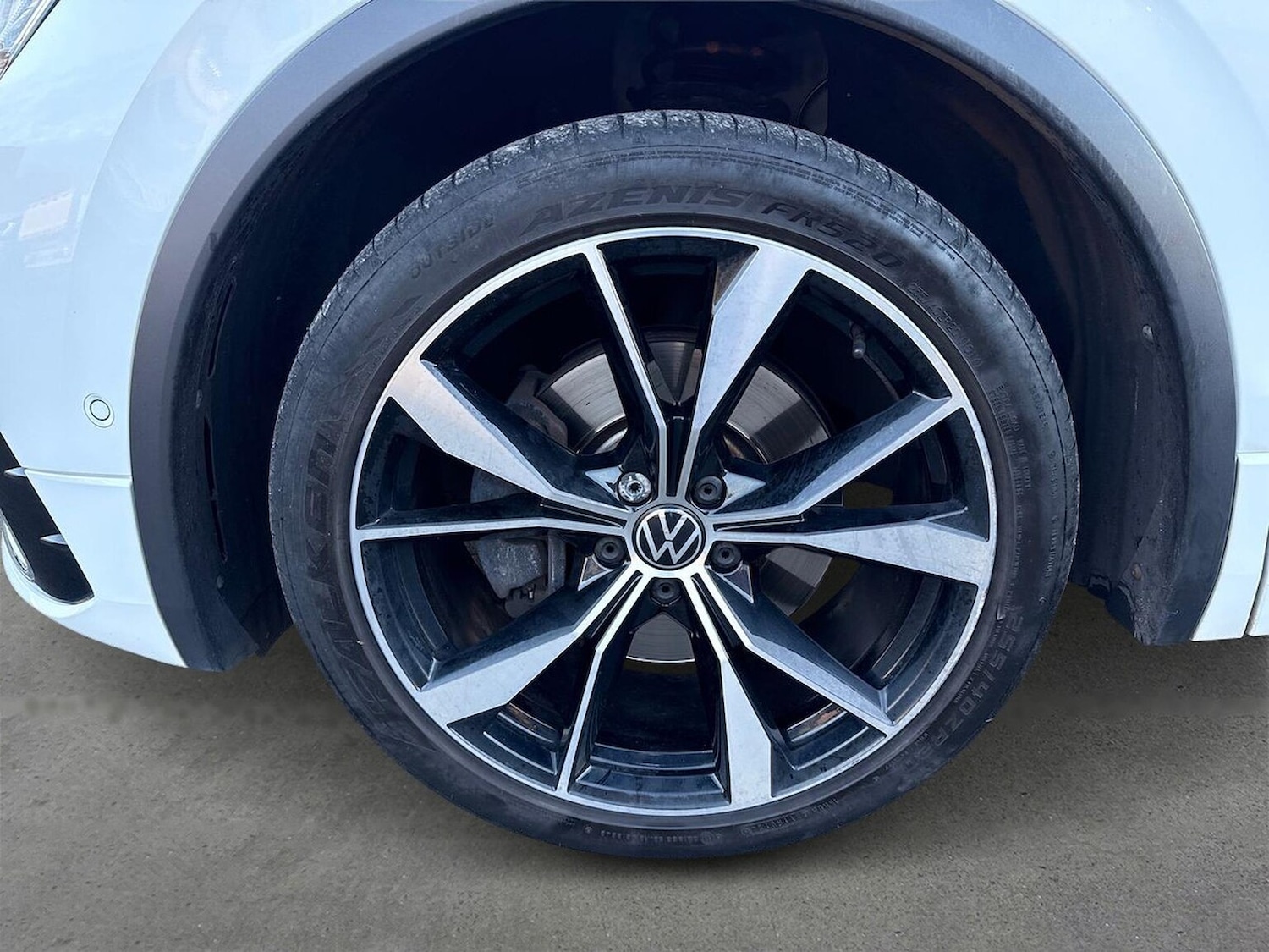 Used Volkswagen Tiguan 2023 for sale - 76758888: Photo 6