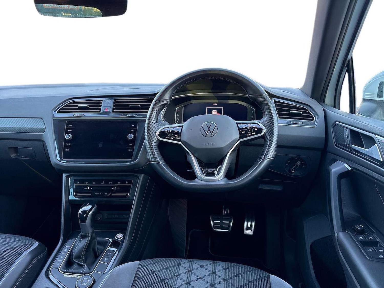 Used Volkswagen Tiguan 2023 for sale - 76758888: Photo 9