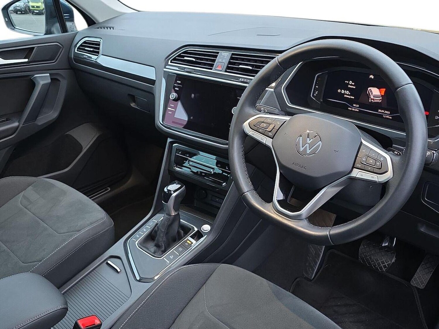 Used Volkswagen Tiguan 2023 for sale - 76127163: Photo 15