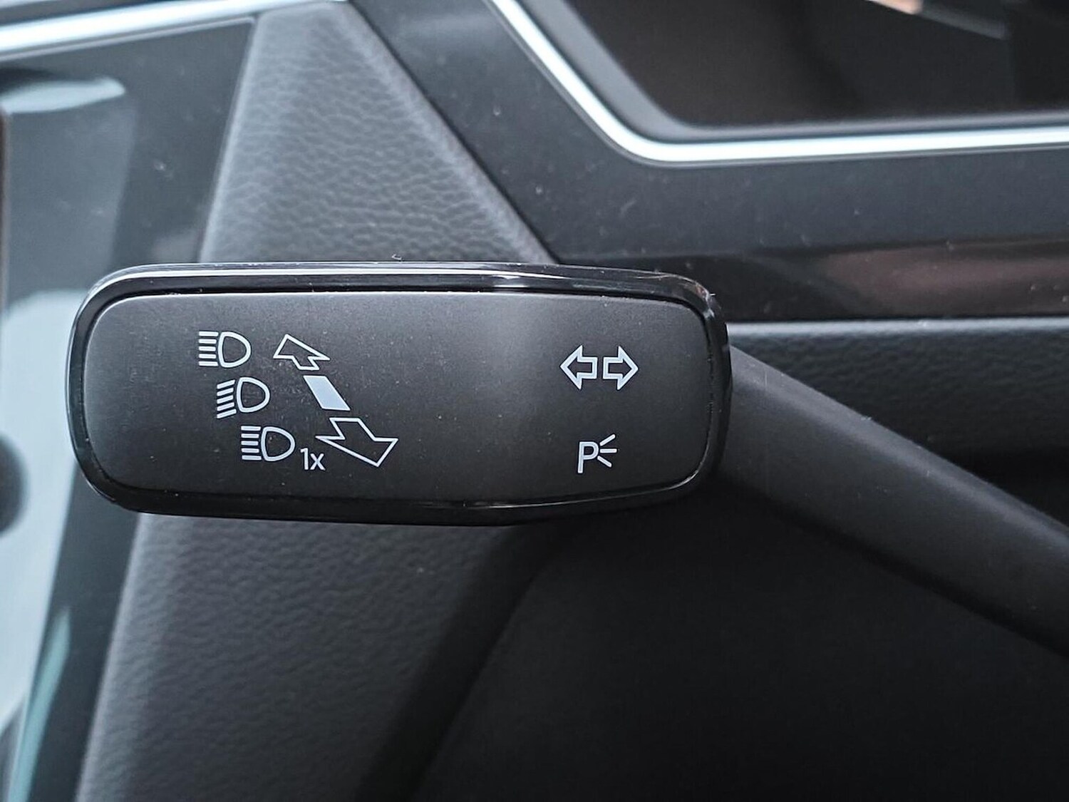 Used Volkswagen Tiguan 2023 for sale - 76127163: Photo 28