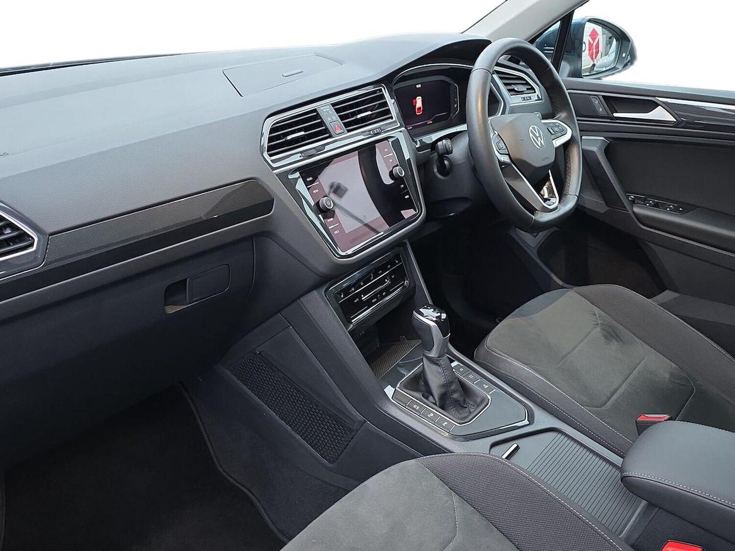 Used Volkswagen Tiguan 2023 for sale - 76127163: Photo 7