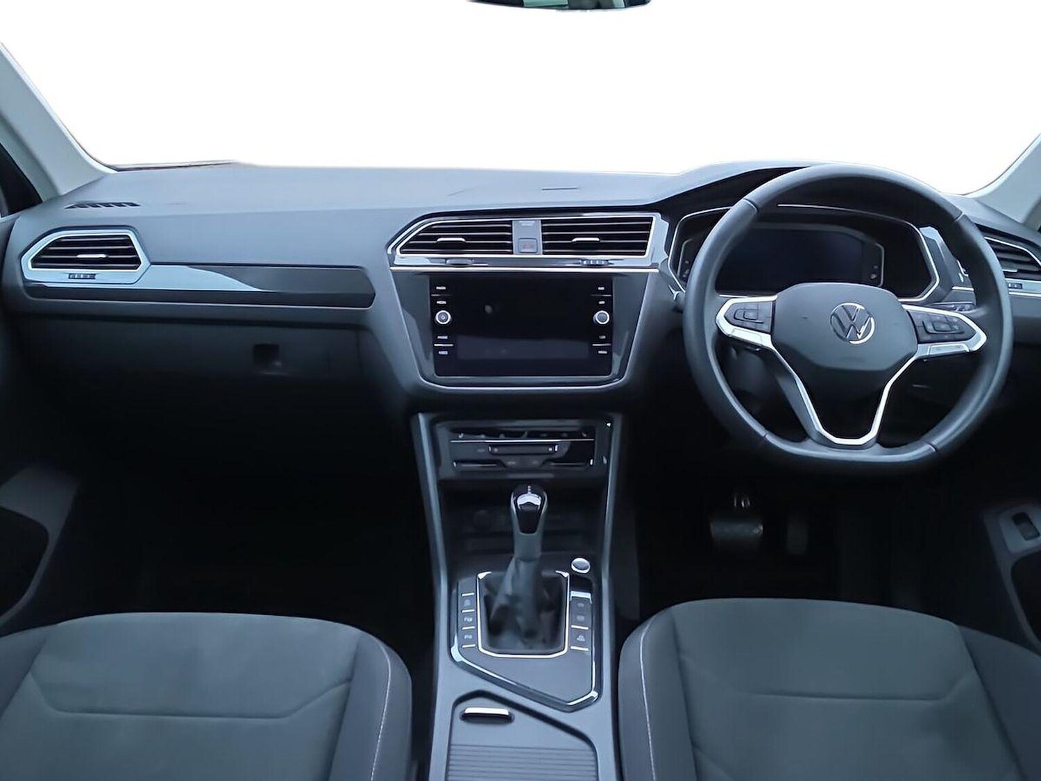Used Volkswagen Tiguan 2023 for sale - 76127163: Photo 8