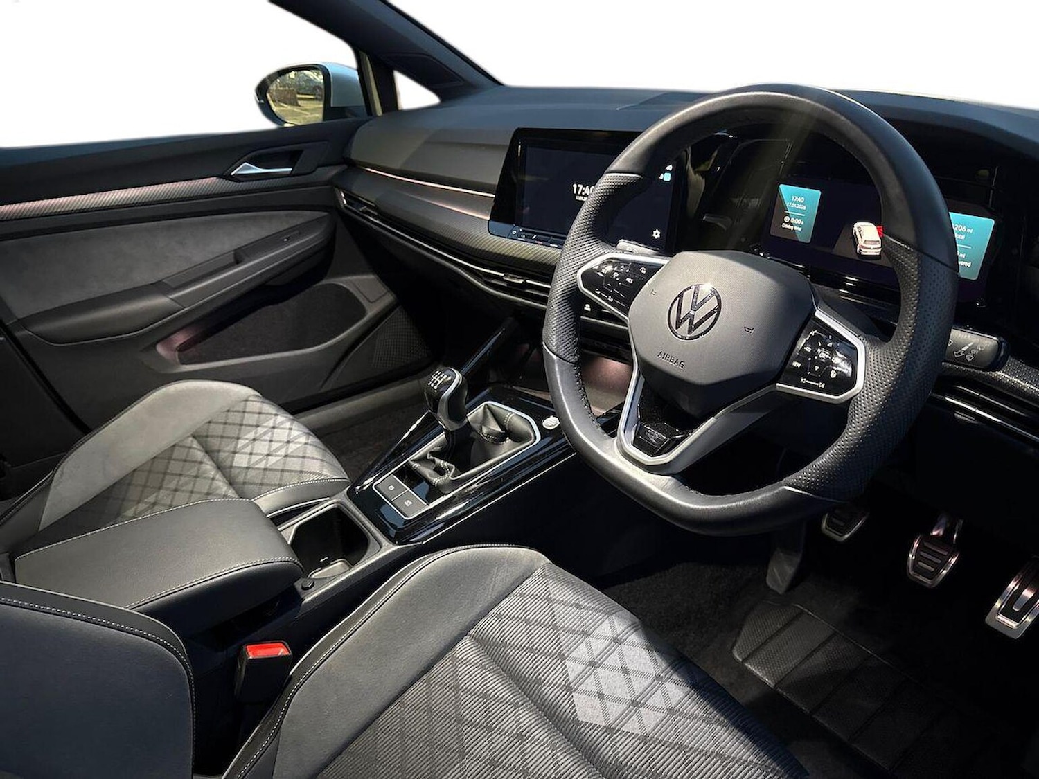 Used Volkswagen Golf 2024 for sale - 77650299: Photo 15