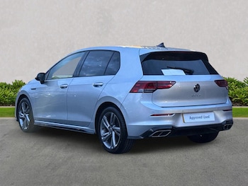 Used Volkswagen Golf 2024 for sale - 77650299: Photo