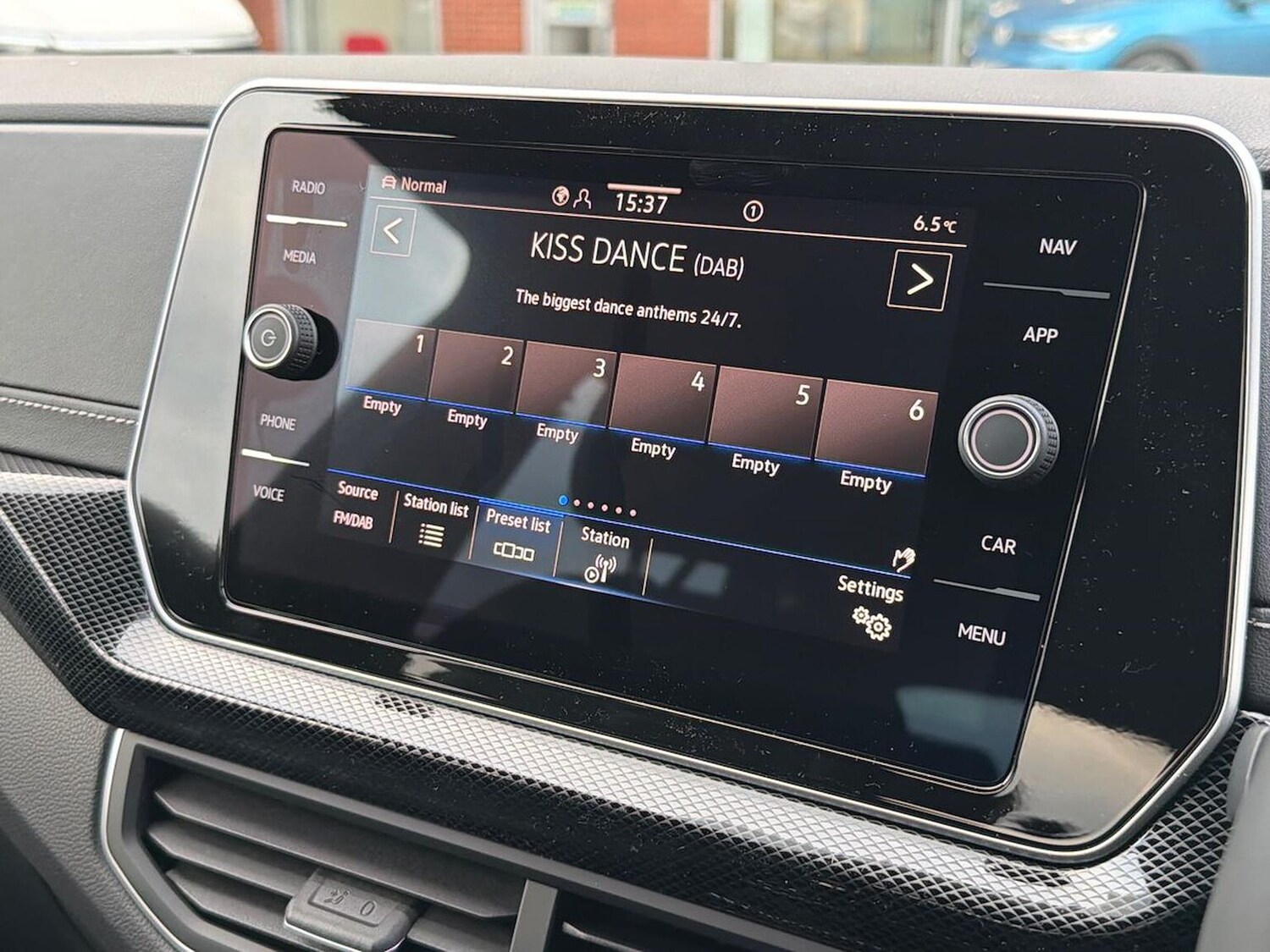 Used Volkswagen T-Cross 2025 for sale - 77488815: Photo 11