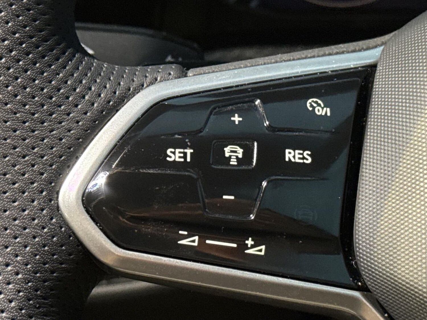 Used Volkswagen Golf 2024 for sale - 76531369: Photo 27