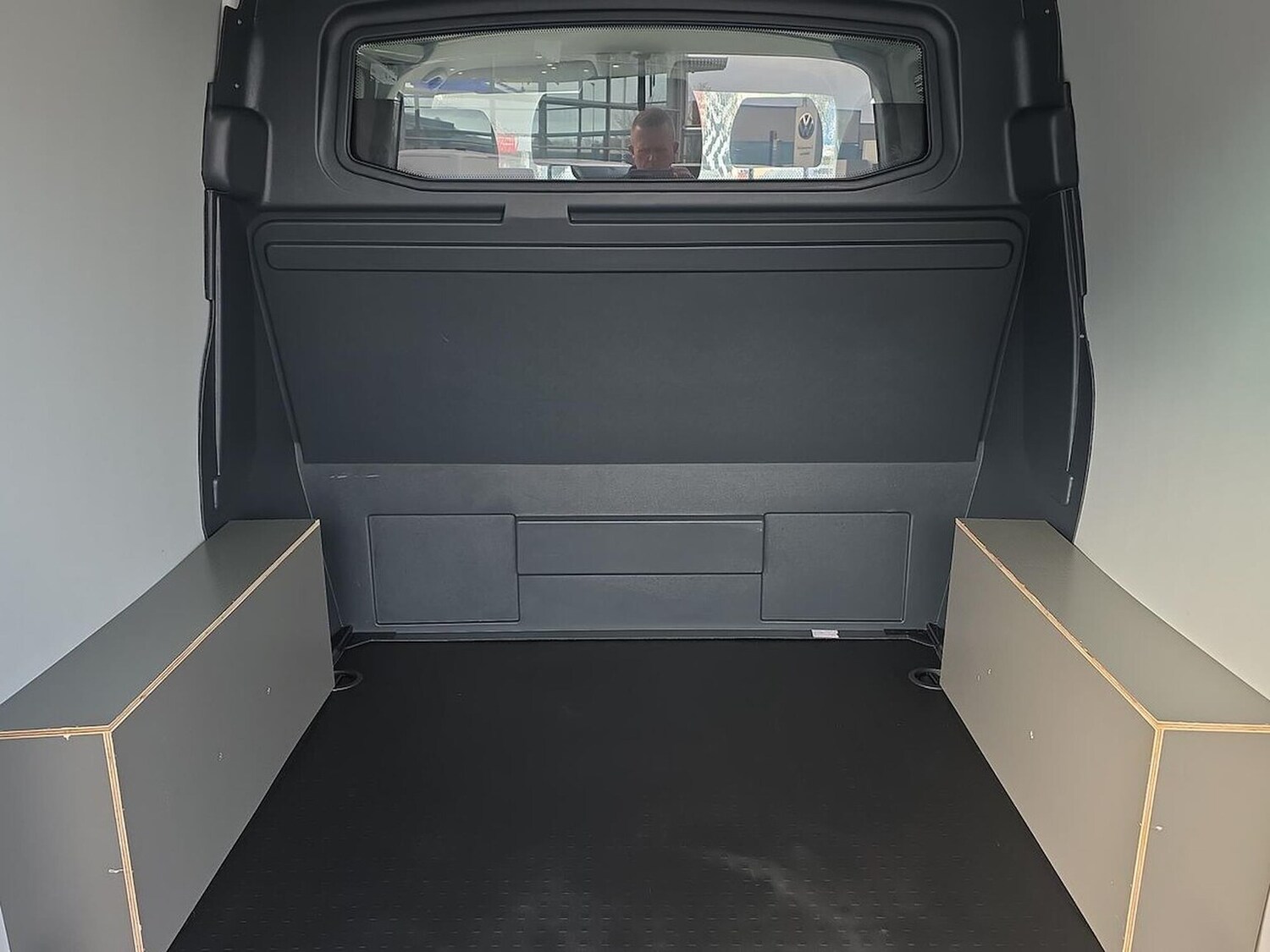 Used Volkswagen Transporter 2024 for sale - 76444498: Photo 17