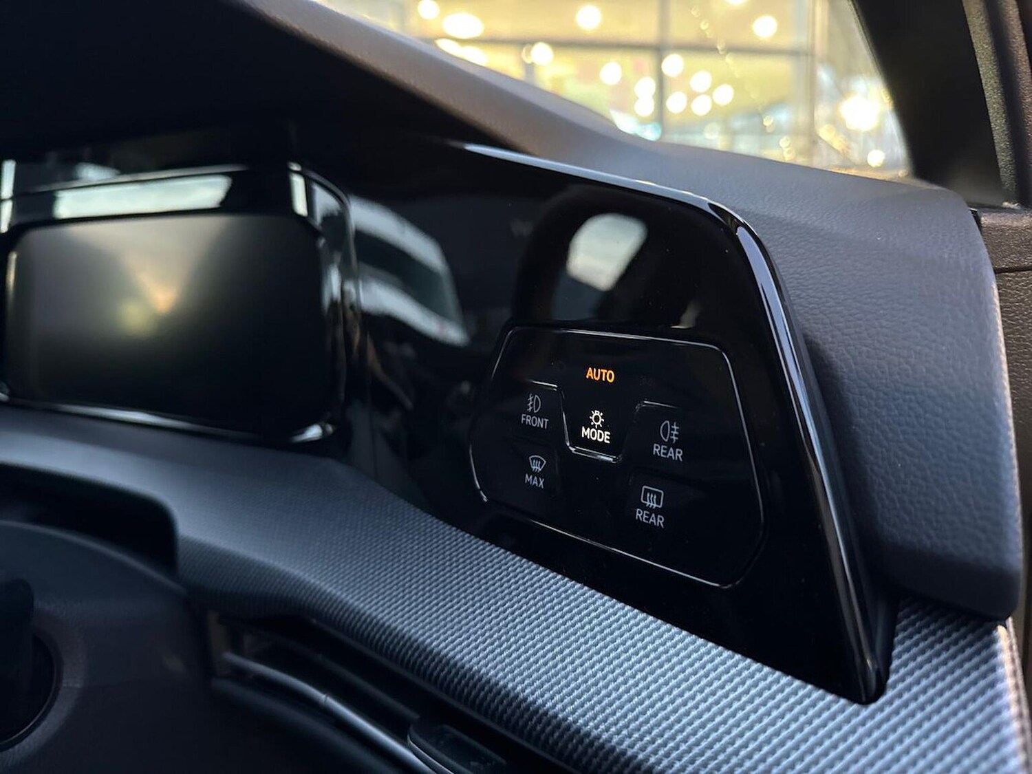 Used Volkswagen Golf 2025 for sale - 77488845: Photo 22