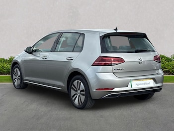 Used Volkswagen Golf 2019 for sale - 75908154: Photo