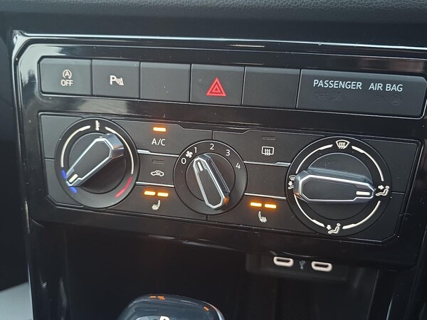 Used Volkswagen T-Cross 2025 for sale - 76249382: Photo 12