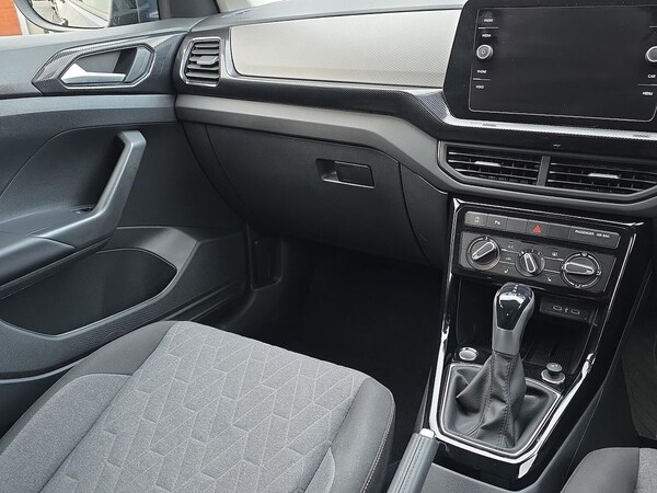 Used Volkswagen T-Cross 2025 for sale - 76249382: Photo 13
