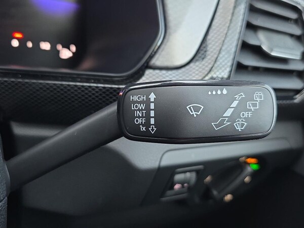 Used Volkswagen T-Cross 2025 for sale - 76249382: Photo 27