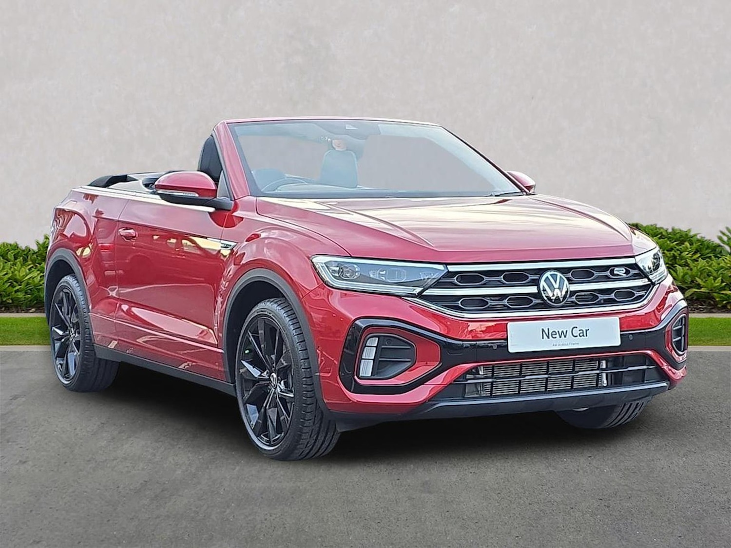 Used Volkswagen T-Roc 2025 for sale - 76129010: Photo 1