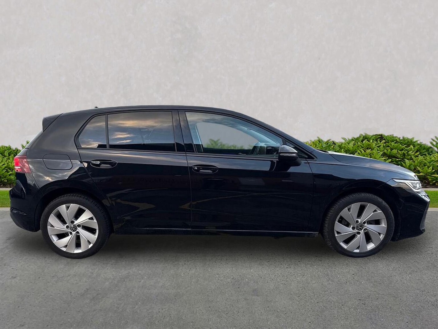 Used Volkswagen Golf 2024 for sale - 77629305: Photo 3