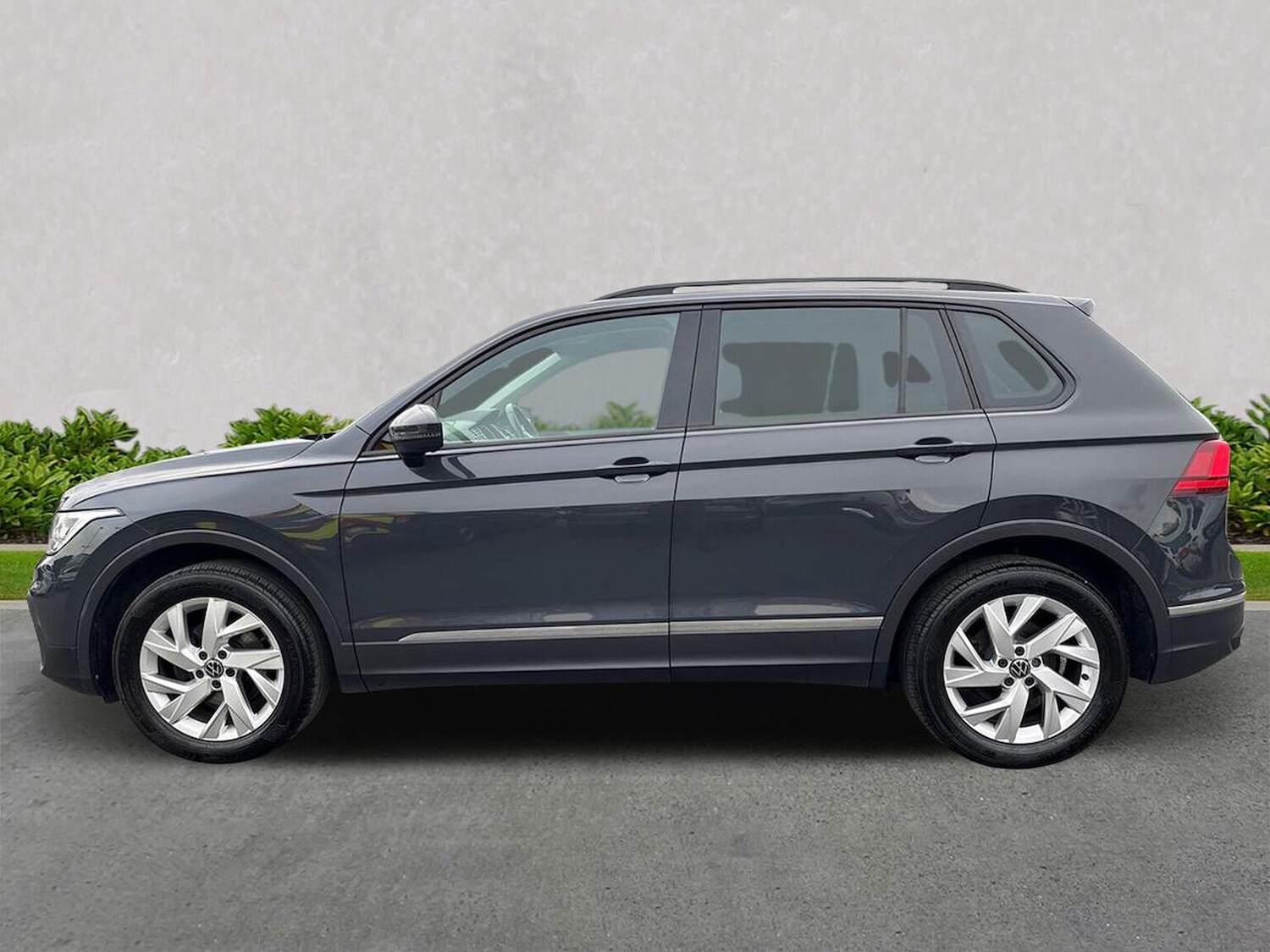 Used Volkswagen Tiguan 2021 for sale - 76107128: Photo 19