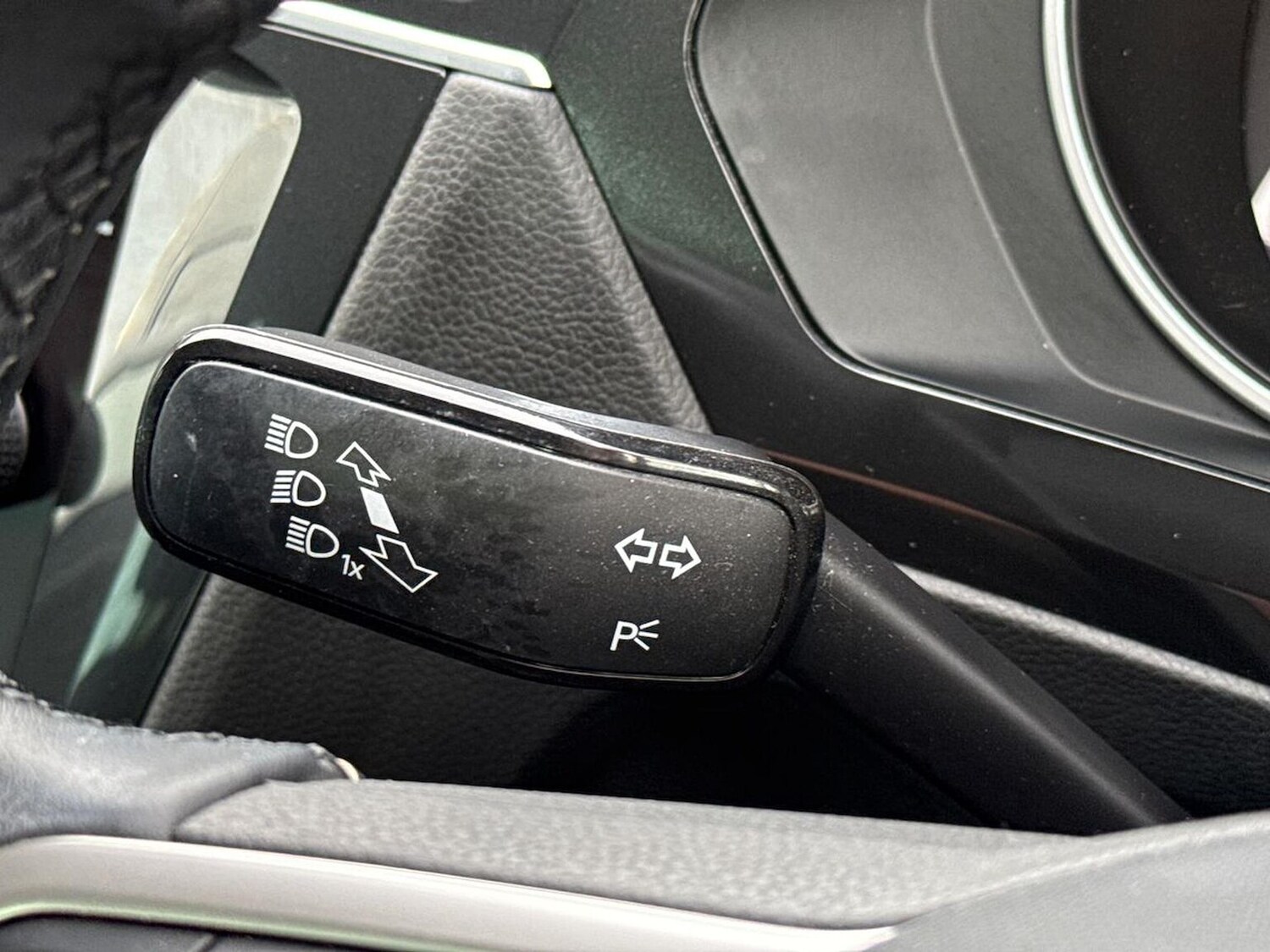 Used Volkswagen Tiguan 2021 for sale - 76107128: Photo 29