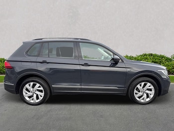 Used Volkswagen Tiguan 2021 for sale - 76107128: Photo 3