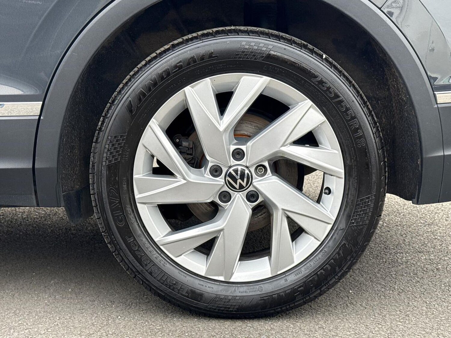 Used Volkswagen Tiguan 2021 for sale - 76107128: Photo 6