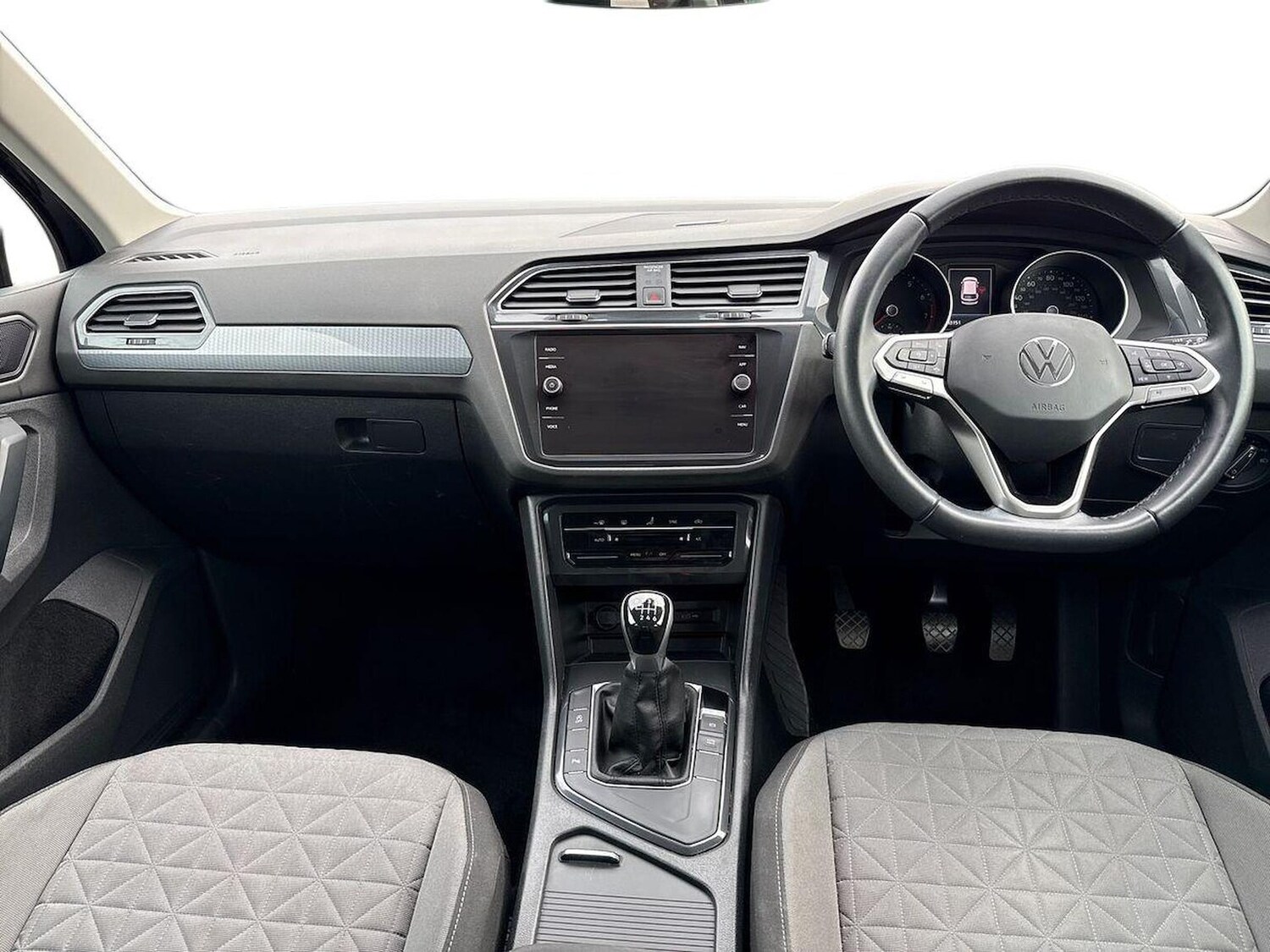Used Volkswagen Tiguan 2021 for sale - 76107128: Photo 8