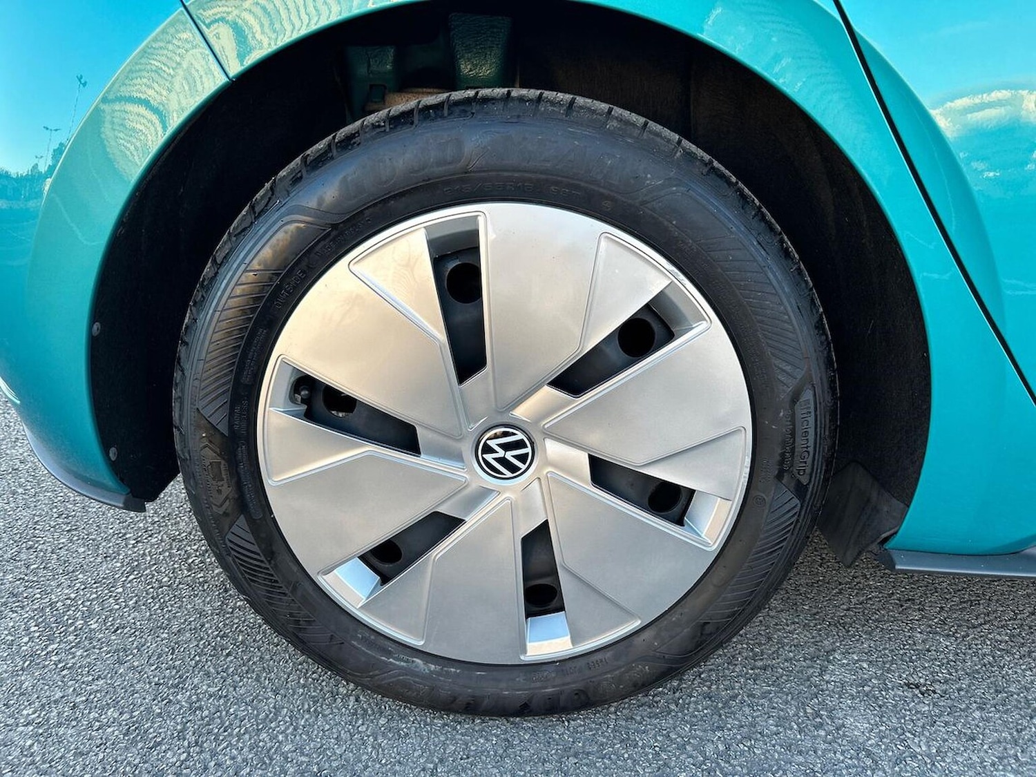 Used Volkswagen ID.3 2022 for sale - 76383354: Photo 6