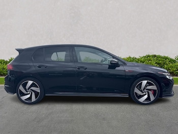 Used Volkswagen Golf 2023 for sale - 75497926: Photo