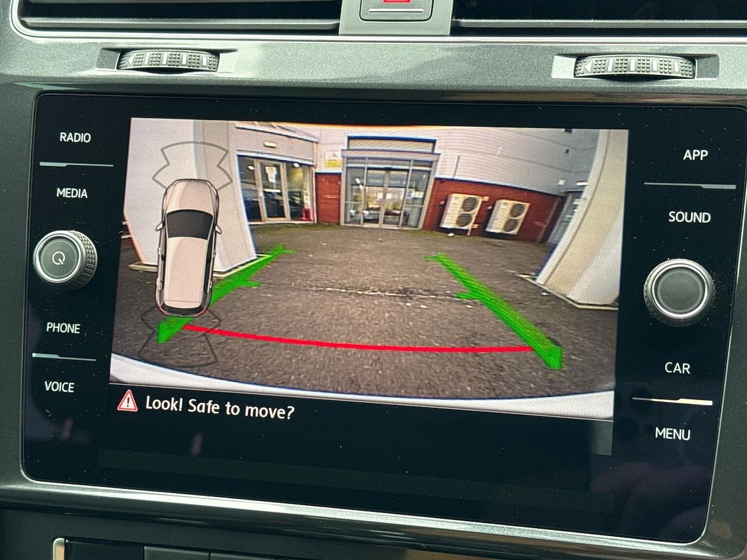 Used Volkswagen Golf 2017 for sale - 76848745: Photo 23