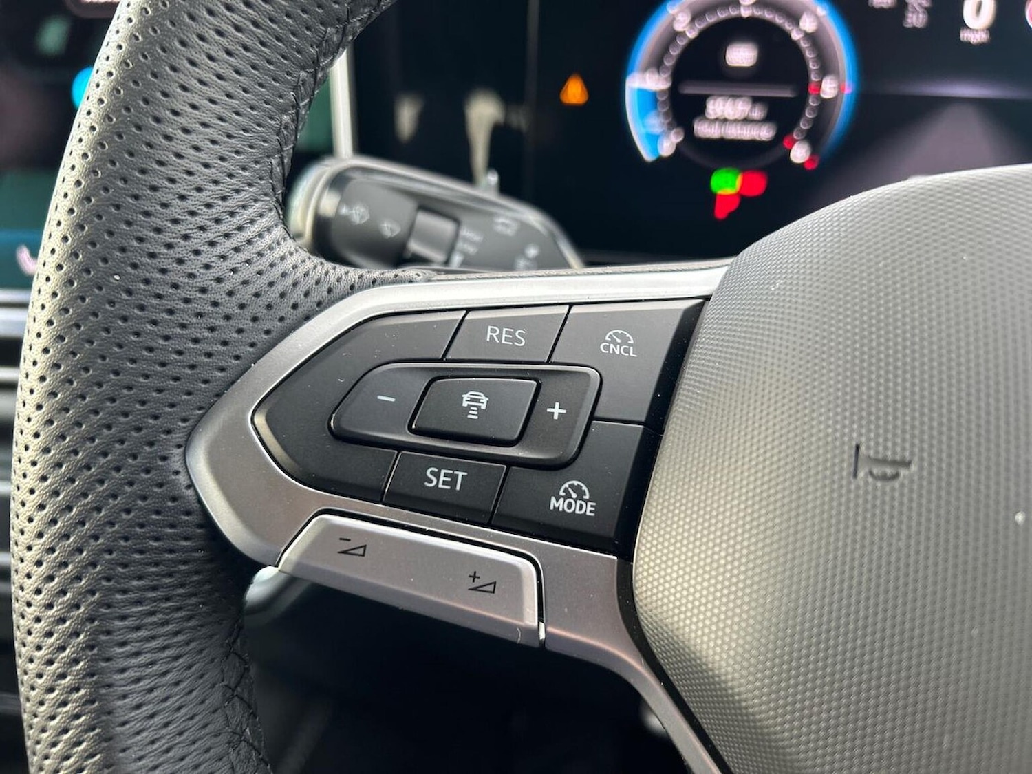 Used Volkswagen Tiguan 2025 for sale - 76357937: Photo 27